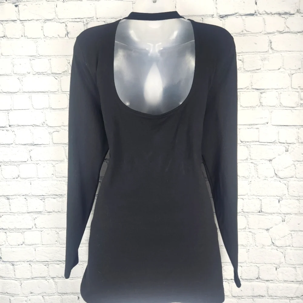 NWT Torrid Size 1 Open Back Foxy Long Sleeve Top